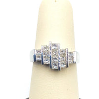 #10131104 PRINCESS CUT DIAMOND RING