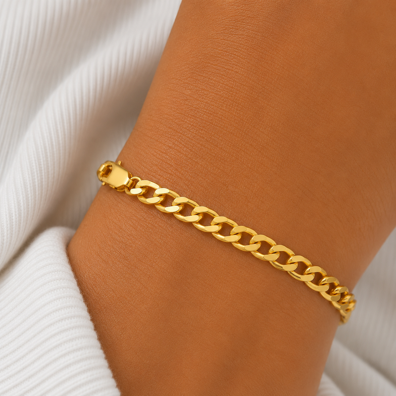 10Kt Hollow Curb/Cuban Bracelet
