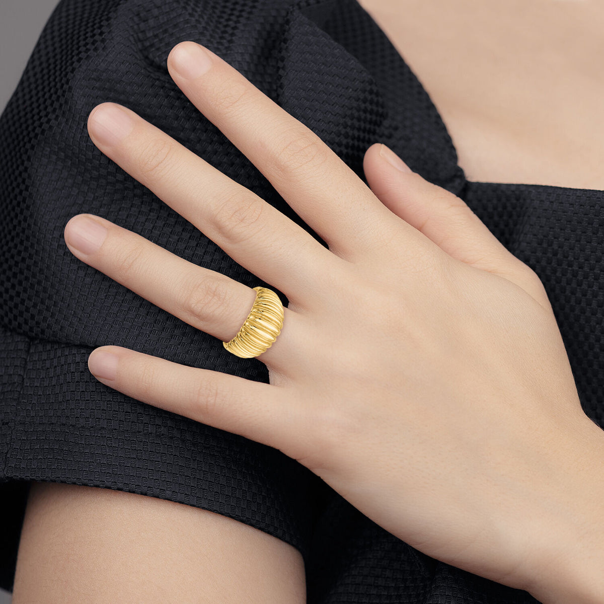 10k High Polished Ribbed Dome Ring-10C2873