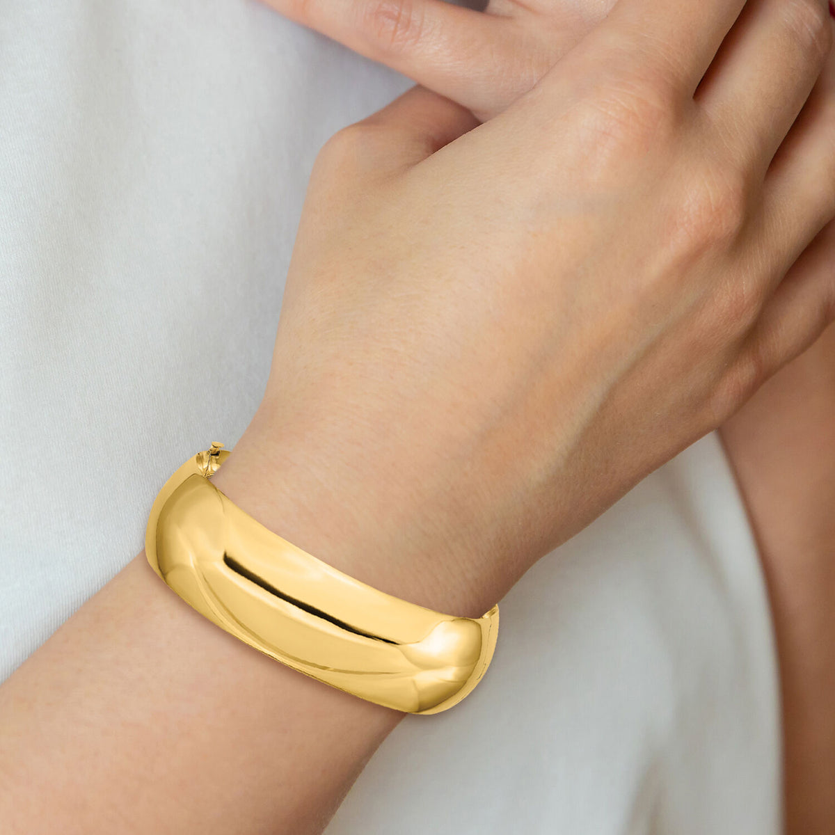 10k 13/16 High Polished Hinged Bangle Bracelet-10HP13/16