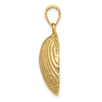 10K 2-D Scallop Shell Charm-10K7394