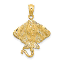 10K 2-D Stingray Charm-10K7538