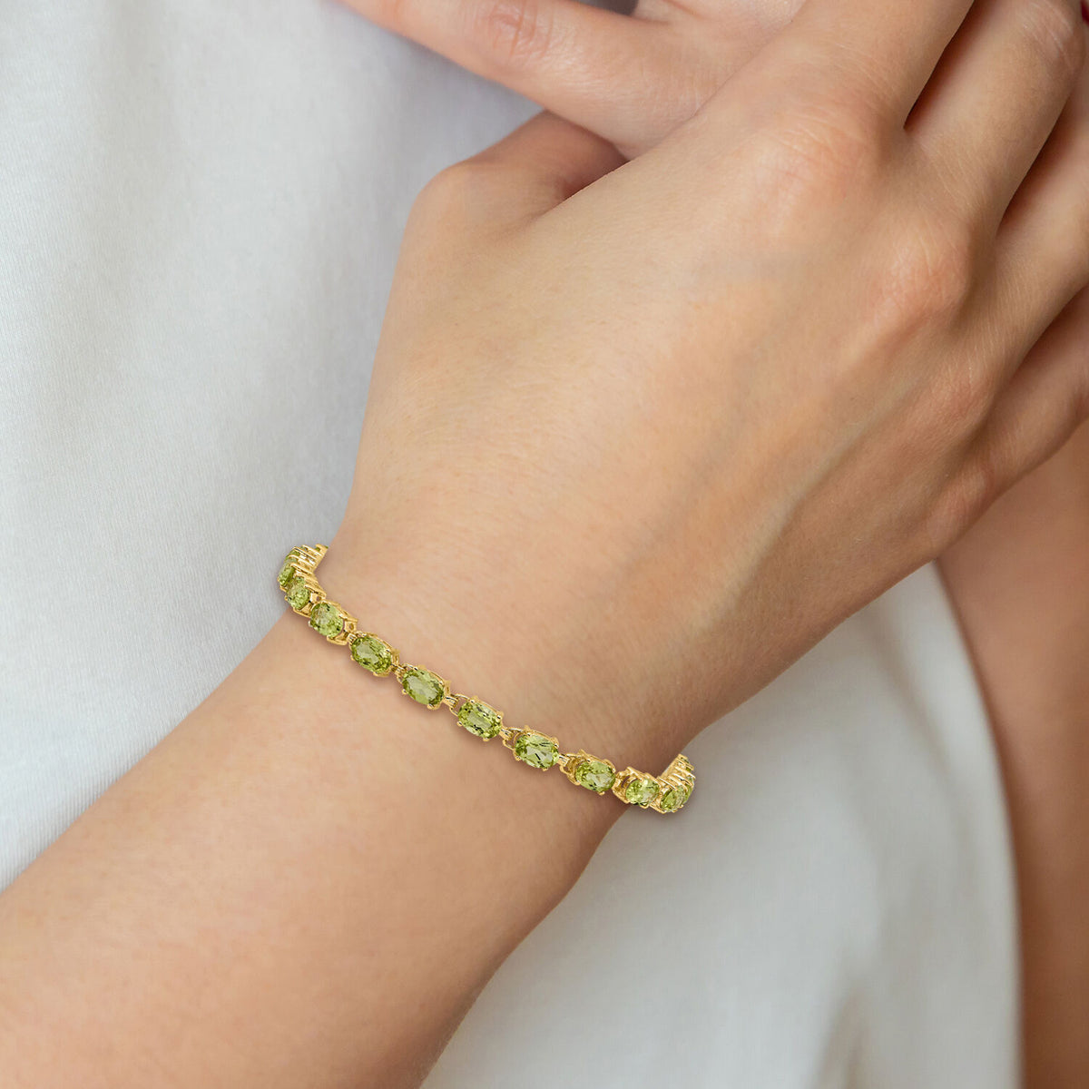 14k 6x4mm Oval Peridot Bracelet-BM4500-PE-Y