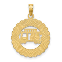 14k GATLINBURG TENNESSEE w/Trolley Car in Circle Charm-D2963