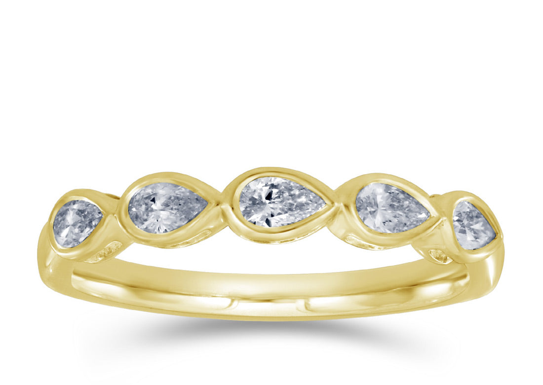 Yellow Gold Pear Shape Diamond Ring