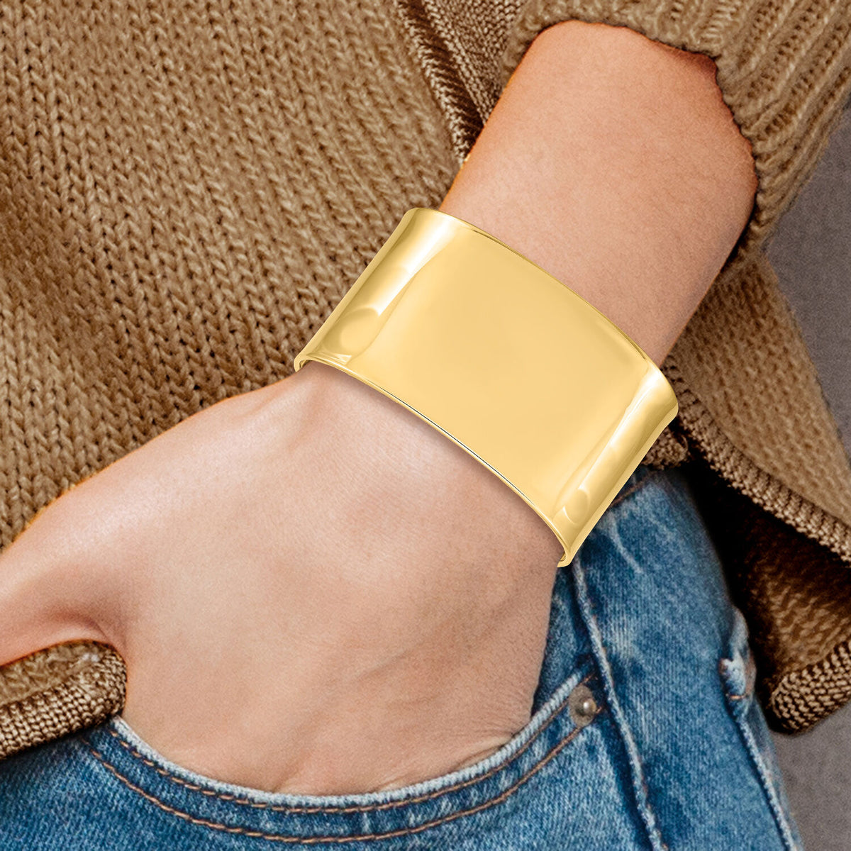 14K 37mm Polished Cuff Bangle-DB559