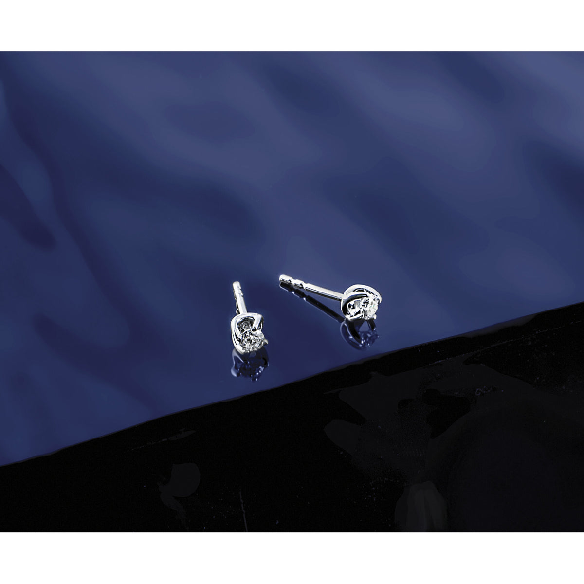 14k White Gold Diamond Leverback Earrings-EM5546-033-WA