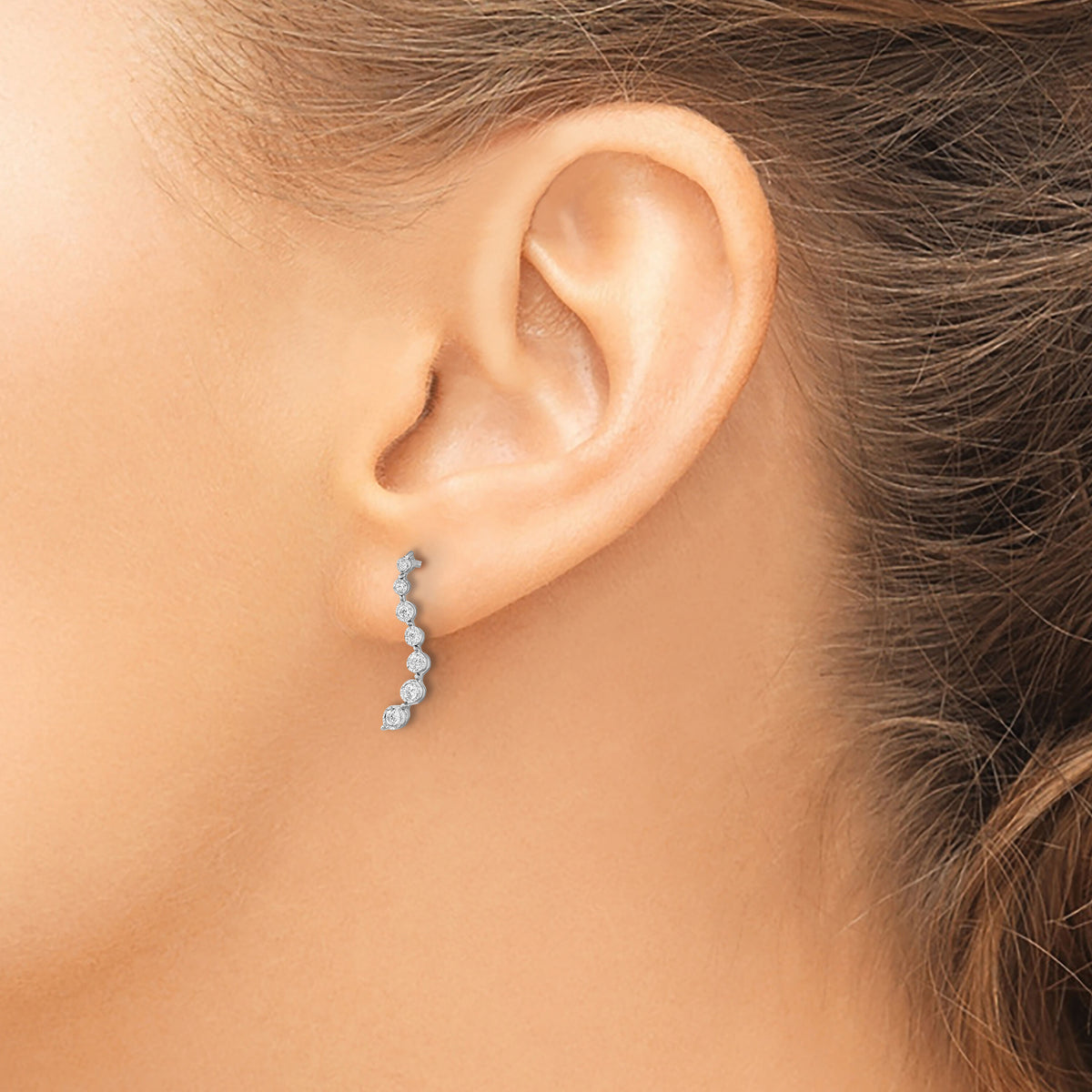 14k White Gold Graduating Diamond Post Earrings-EM8557-015-WA