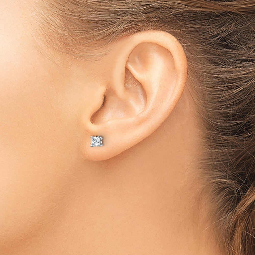14kw 1 ctw Cert Lab Grown Dia VS/SI+ G+ Cushion 4 Prong Hvy Wt Earring-EM8794-100C-WLG
