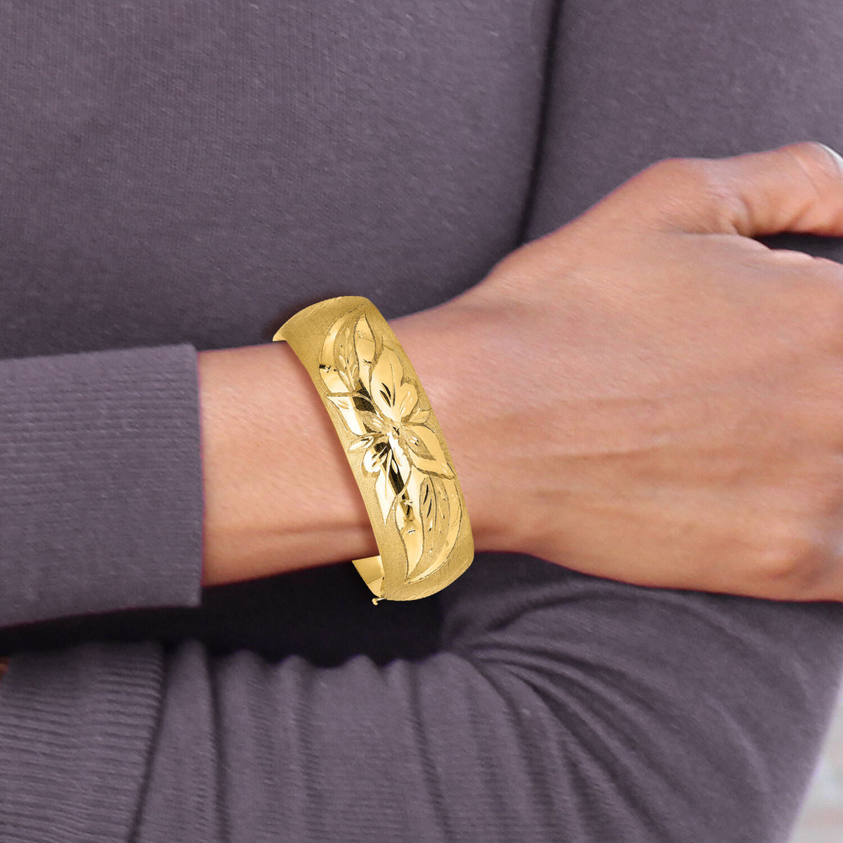 14k 13/16 Florentine Engraved Hinged Bangle Bracelet-FE13/16