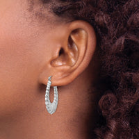 14k White Gold Polished Scalloped Hoop Earrings-H670