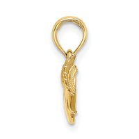 14K Hands Holding Heart Charm-K7110