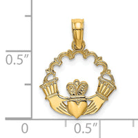 14K Engraved Claddagh In Scallop Circle Charm-K7164