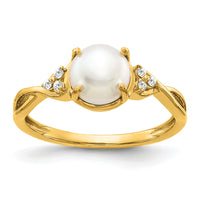 14k FWC Pearl and Diamond Ring-RM3625