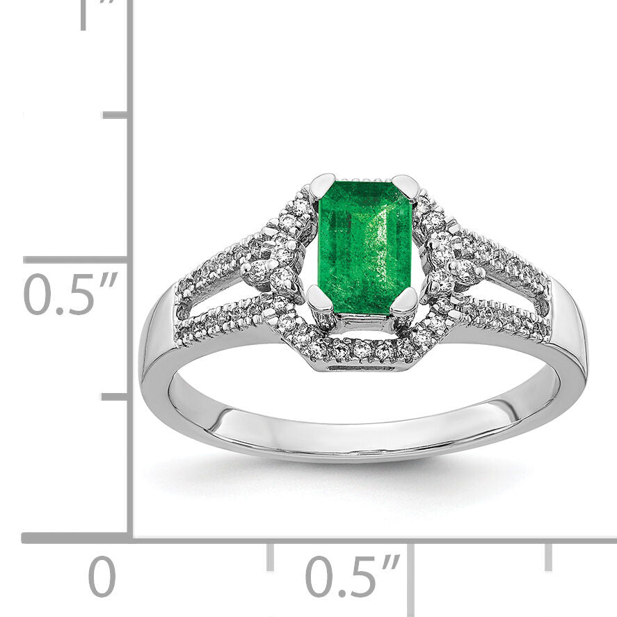 14k White Gold Diamond and Emerald Ring-RM5747