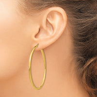 14K Polished 2.5mm Lightweight Tube Hoop Earrings-T928L