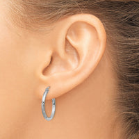 14k White Gold Satin and Diamond-cut 2mm Round Hoop Earrings-TC198