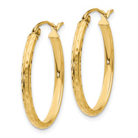 14k Lightweight Diamond-cut Oval Hoop Earrings-TE512
