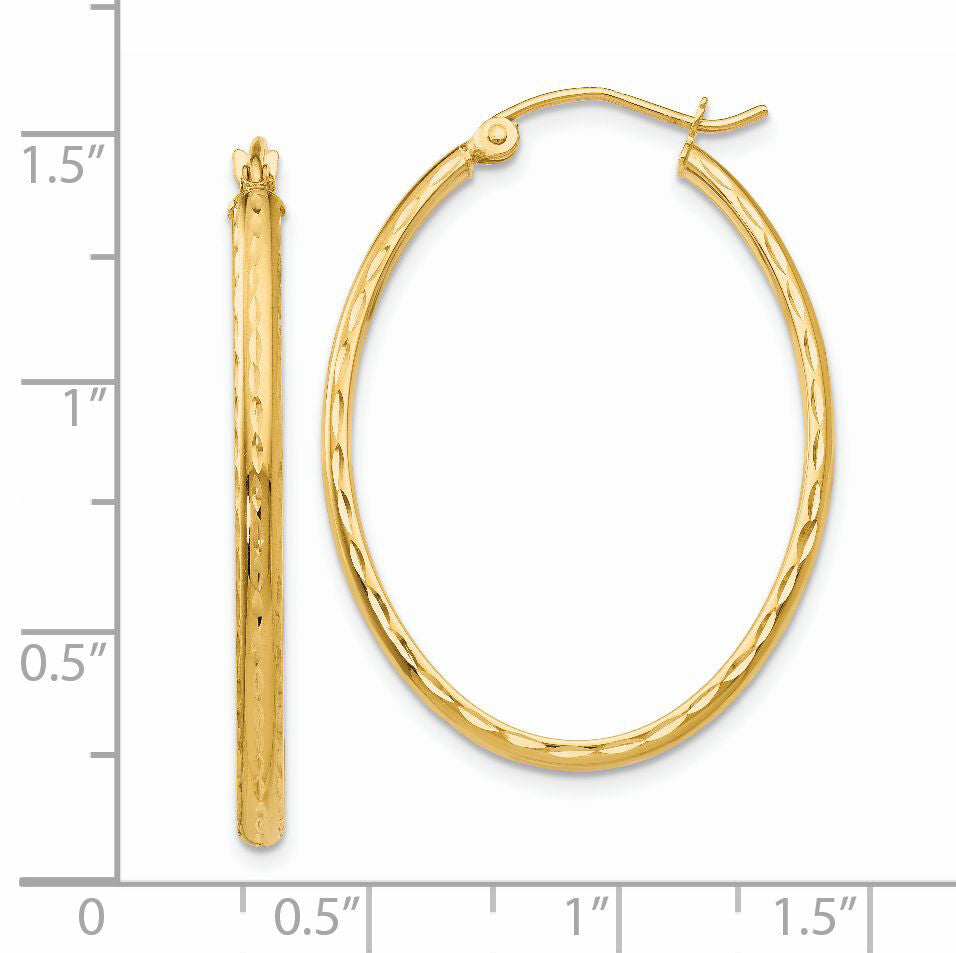 14k Lightweight Diamond-cut Oval Hoop Earrings-TE514