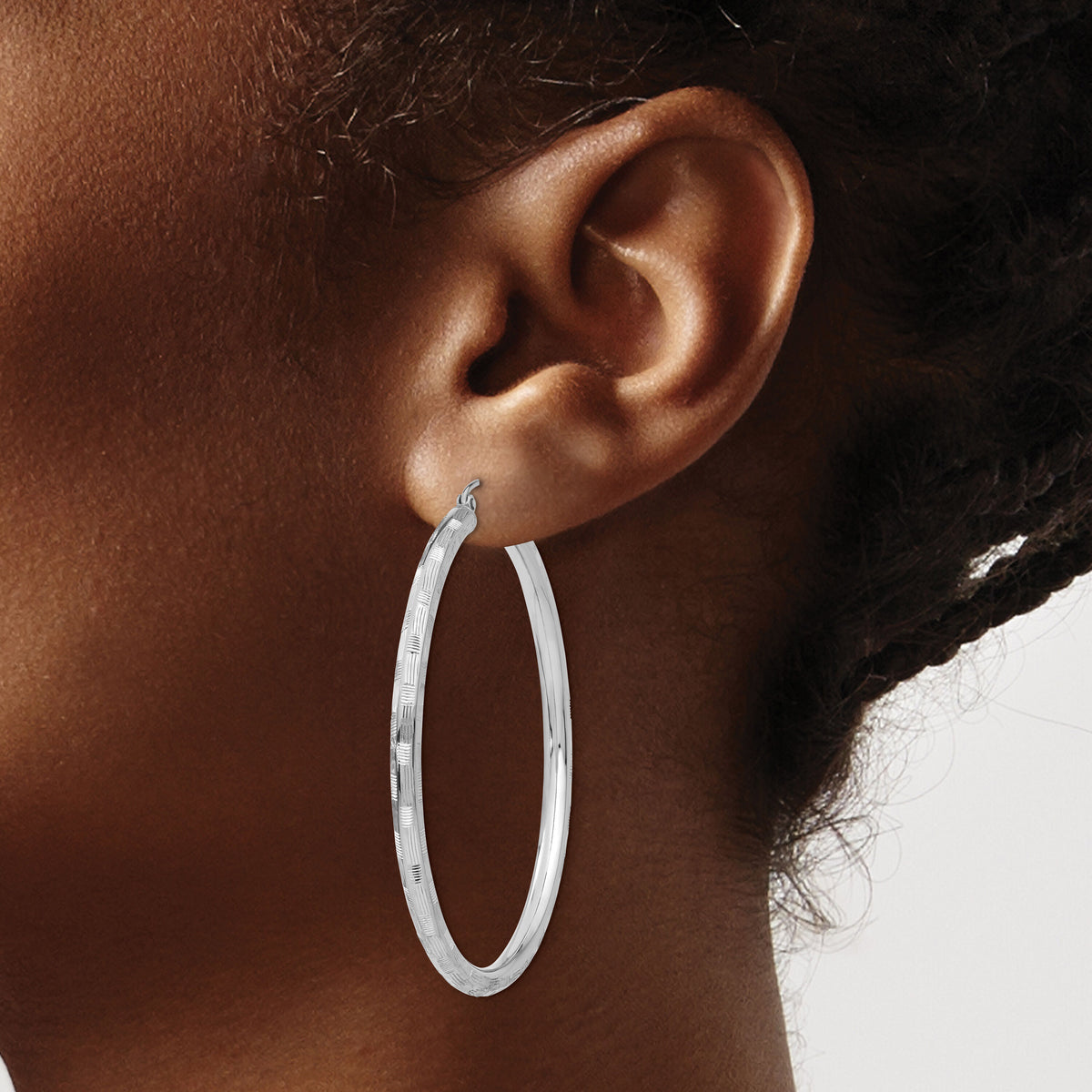 14k White Gold Diamond-cut Hoop Earrings-TF627