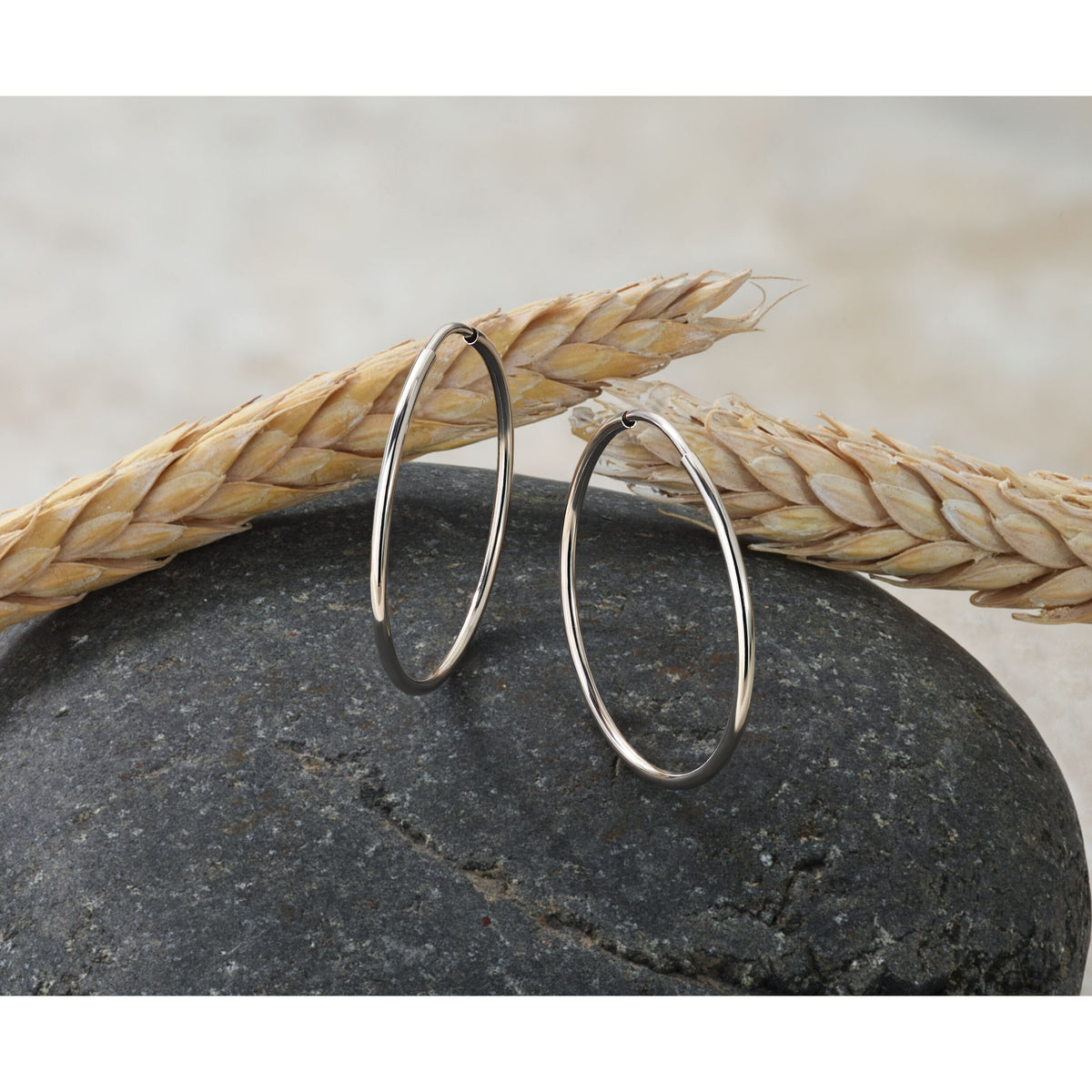 14k White Gold 1.20mm Polished Endless Tube Hoop Earrings-TF789