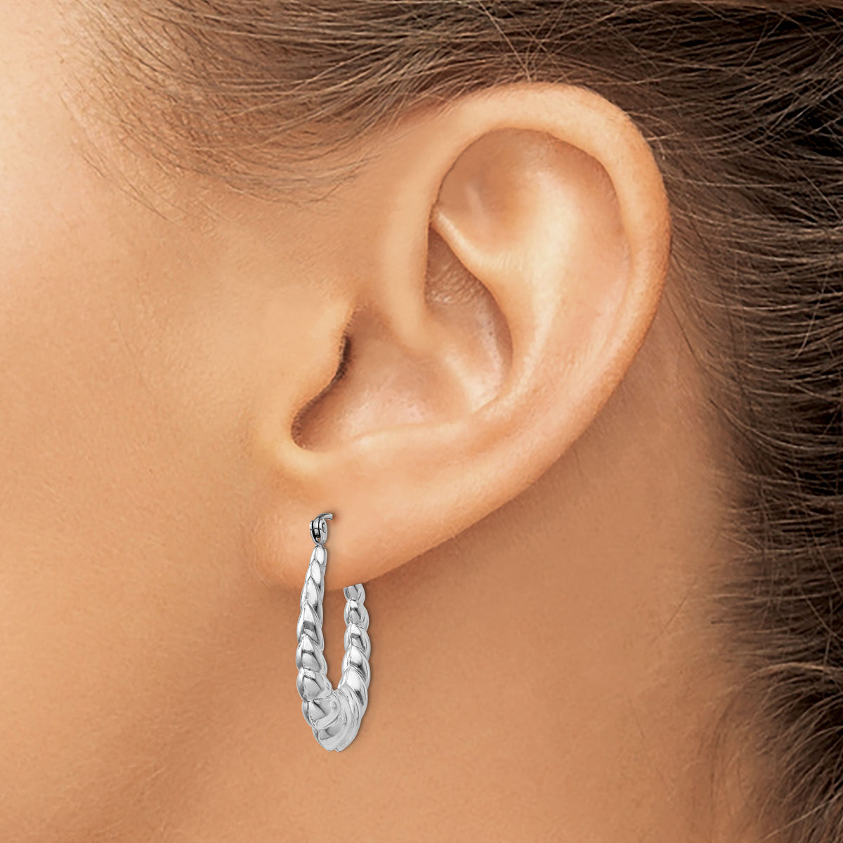 14k White Gold Polished and Textured Oval Hoop Earrings-TH793