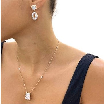 DIAMOND NECKLACE AND EARRINGS