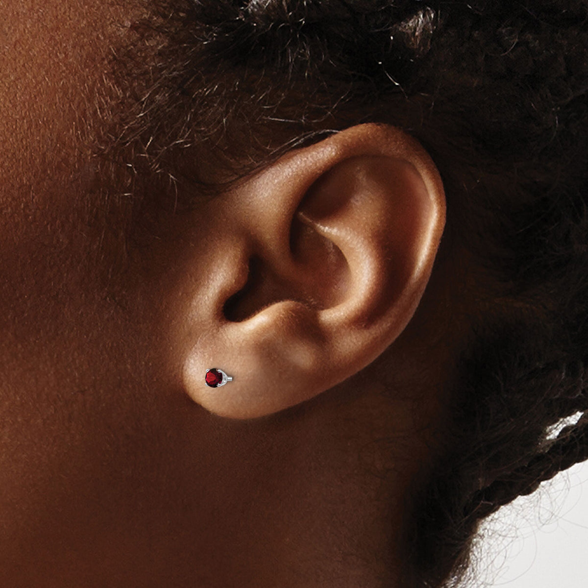 14k White Gold 3mm Garnet Stud Earrings-XBE109