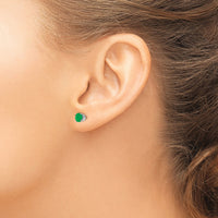 14k White Gold 5mm Emerald Stud Earrings-XBE137