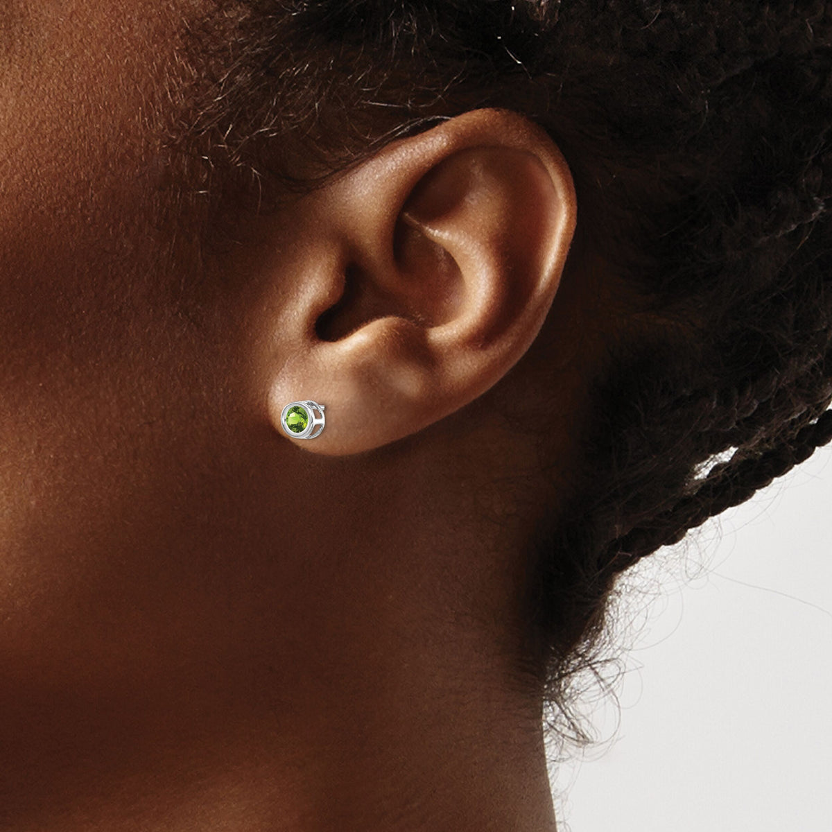 14k White Gold 4mm Bezel August/Peridot Post Earrings-XBE248
