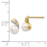 14k 5-6mm White Round FWC Pearl .01ct Diamond Post Earrings-XE2493AA