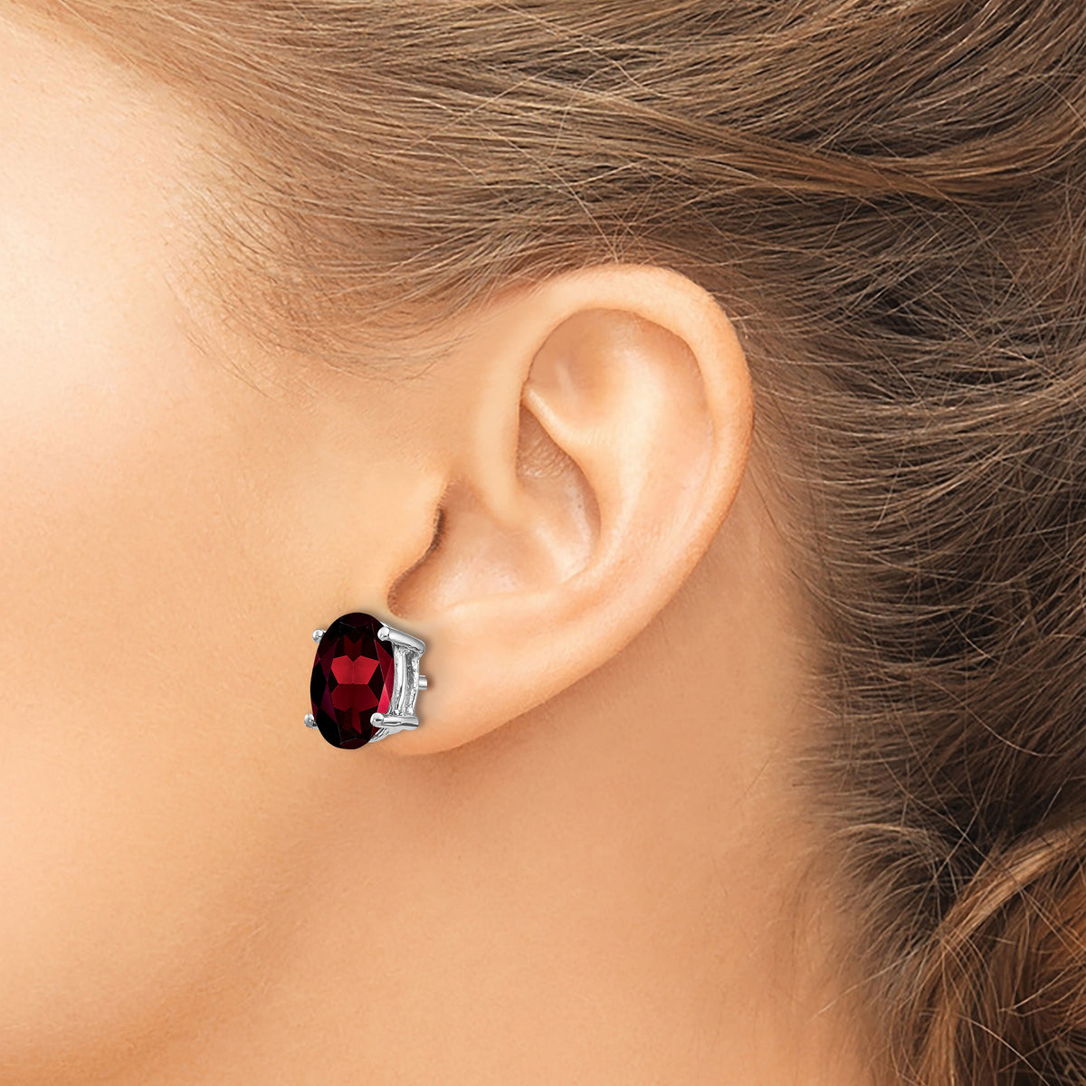 14k White Gold 7x5mm Oval Garnet Earrings-XE87WGA