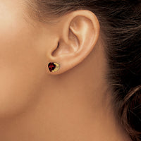14k 7mm Heart Garnet Earrings-XE99GA