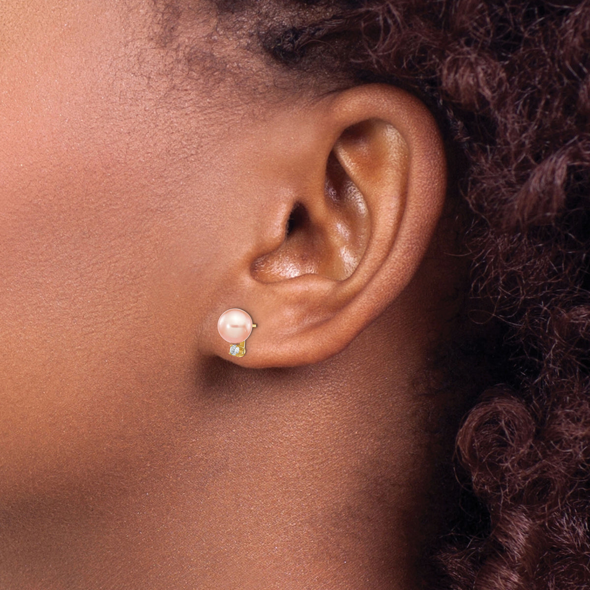 14k 6-7mm Pink Round Freshwater Cultured Pearl .06ct Diamond Post Earrings-XF512E