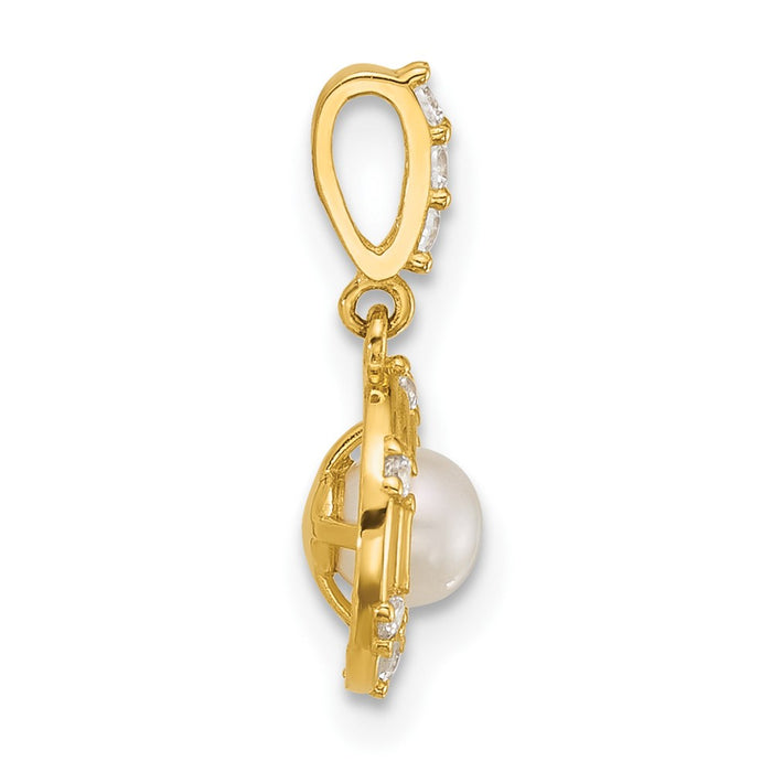 14k Polished and Grooved FWC Pearl and CZ Circle Pendant-XF880