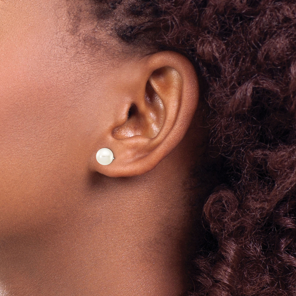 14k White Gold 6-7mm White Round FW Cultured Pearl Stud Post Earrings-XW60PW