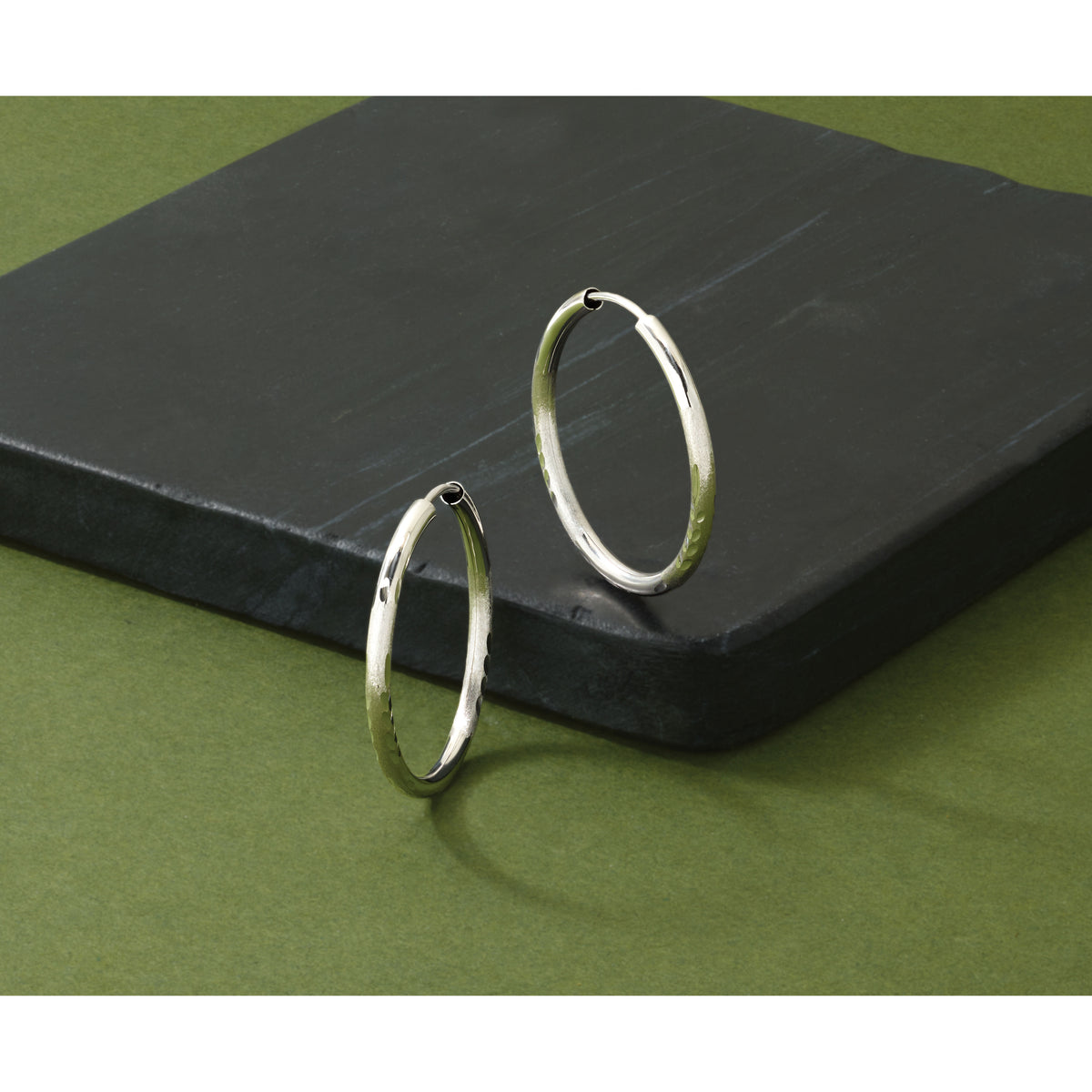 14k White Gold 2mm Diamond-cut Endless Hoop Earrings-XY1202