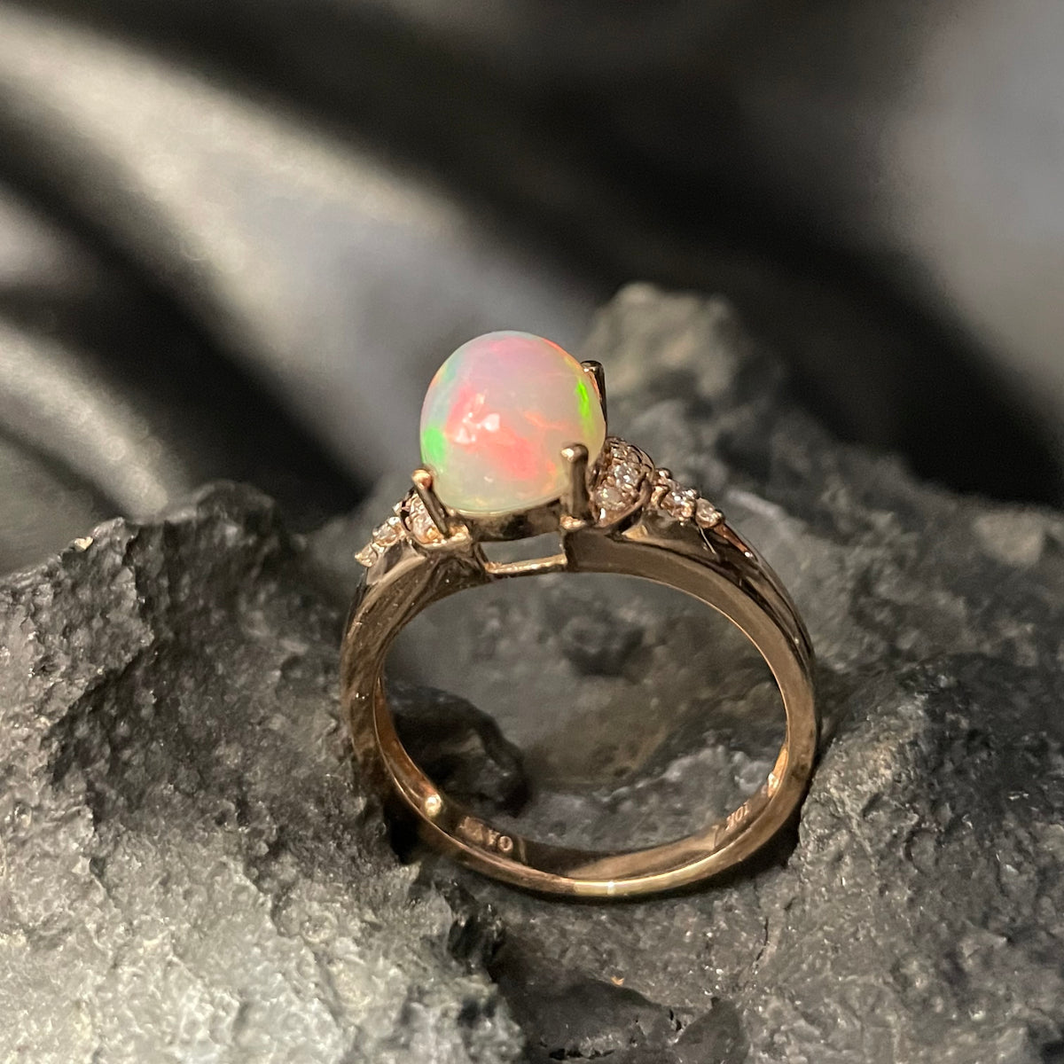 OPAL & DIAMOND RING