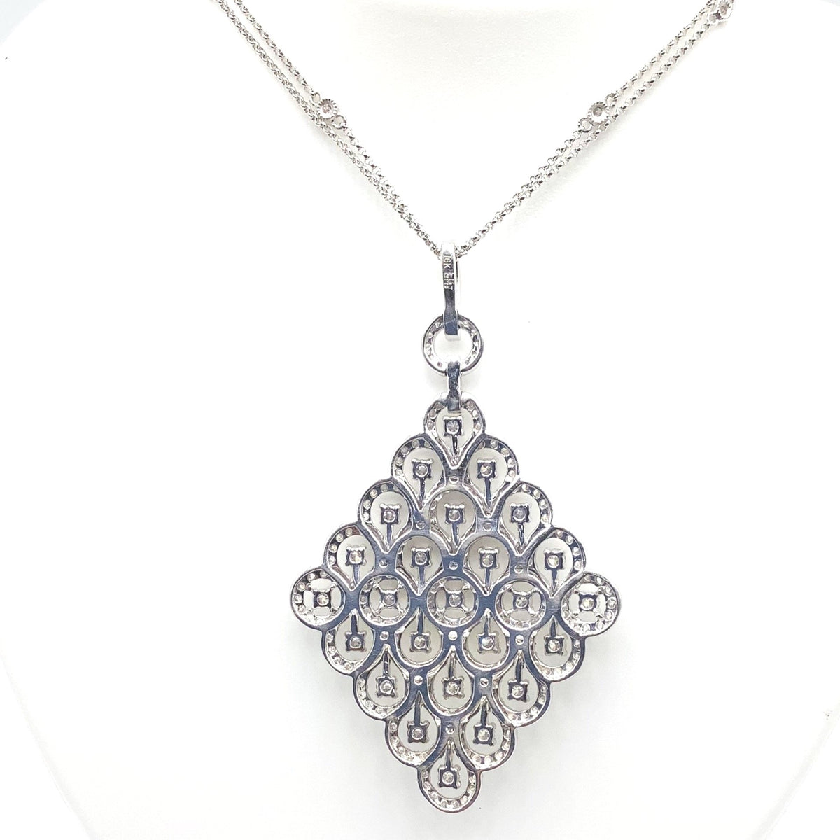 #10083095 FANCY DIAMOND PENDANT