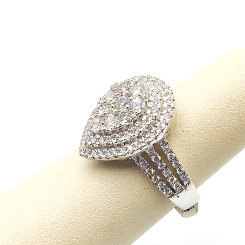 #AK78130 PEAR SHAPED DIAMOND RING