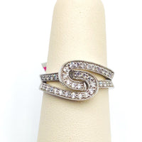 #AK64131 LOVE KNOT DIAMOND RING