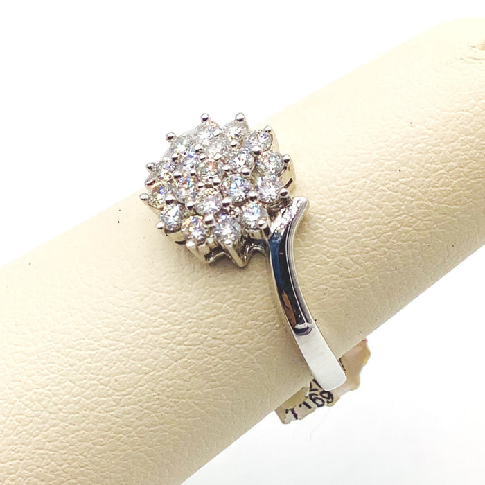 #10133535 FLOWER DIAMOND RING