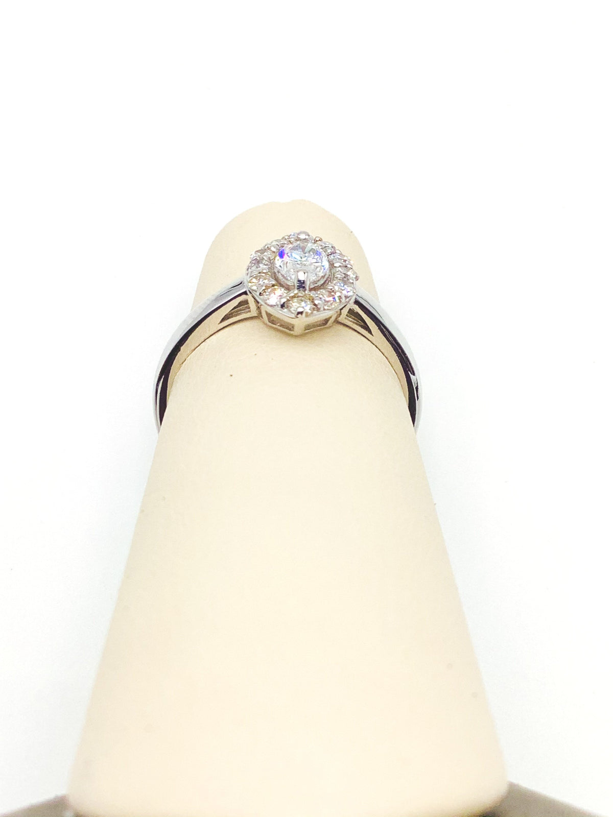 #10099218 MARQUISE SOLITARE HALO DIAMOND RING