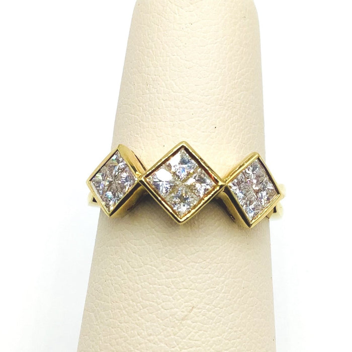 #10038946 PRINCESS CUT DIAMOND RING