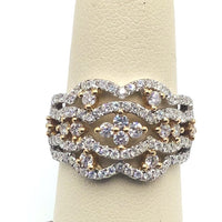 #AK66119 FANCY 2-TONE DIAMOND RING