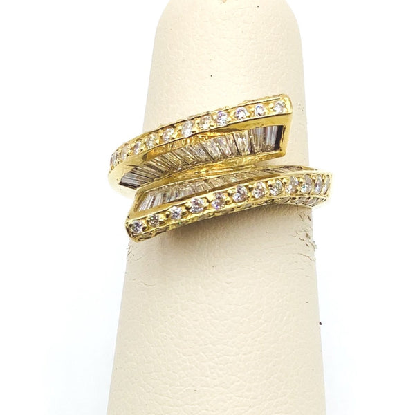 #10058700 FANCY BAGUETTE AND ROUND DIAMOND RING