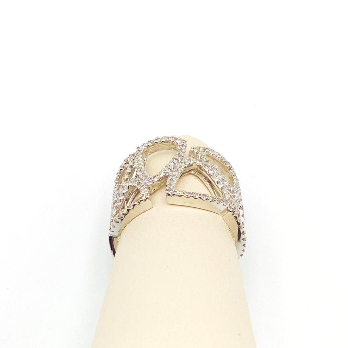 #AK64741 WIDE FANCY DIAMOND RING