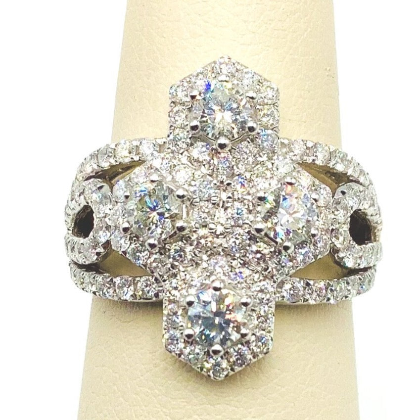 #AK63201 4-STONE CENTER DIAMOND RING