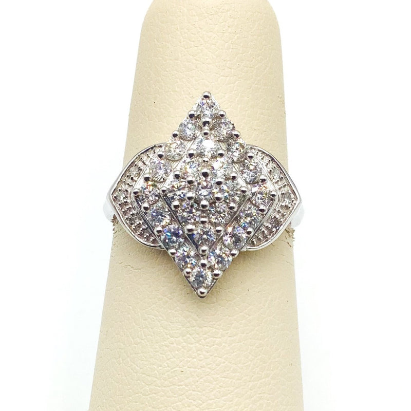 #10116991 FANCY DIAMOND RING