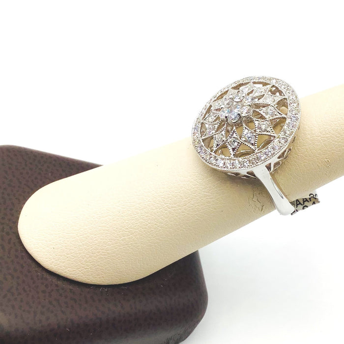 #AK64695 ROUND FLOWER DIAMOND RING